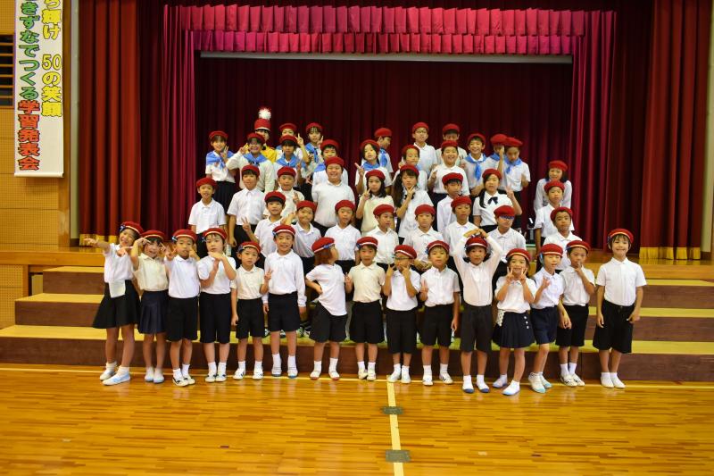 学習発表会終了後の全体写真