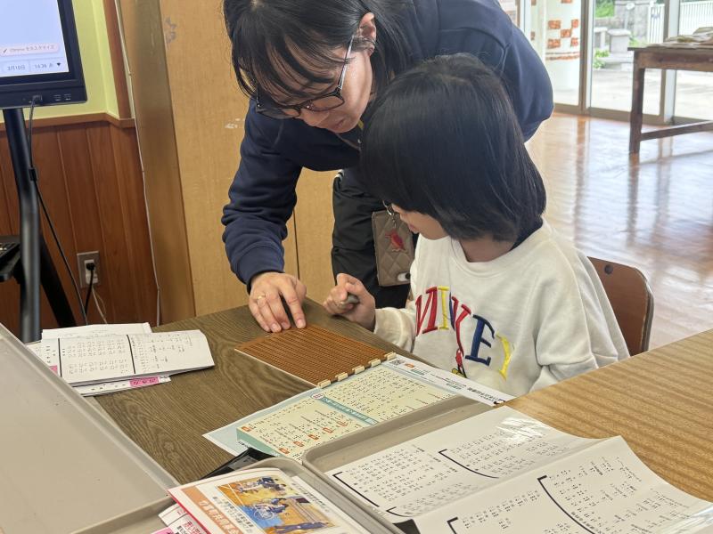 点字打ち込み体験の様子